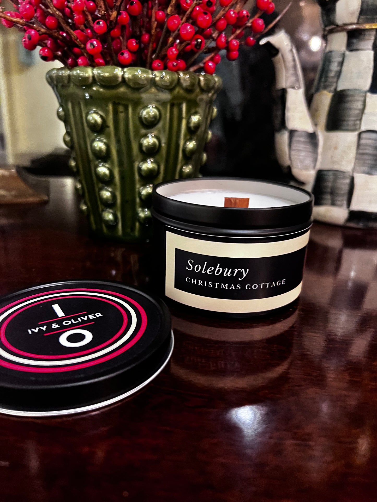 Solebury- Christmas Cottage - Wooden Wick Candle