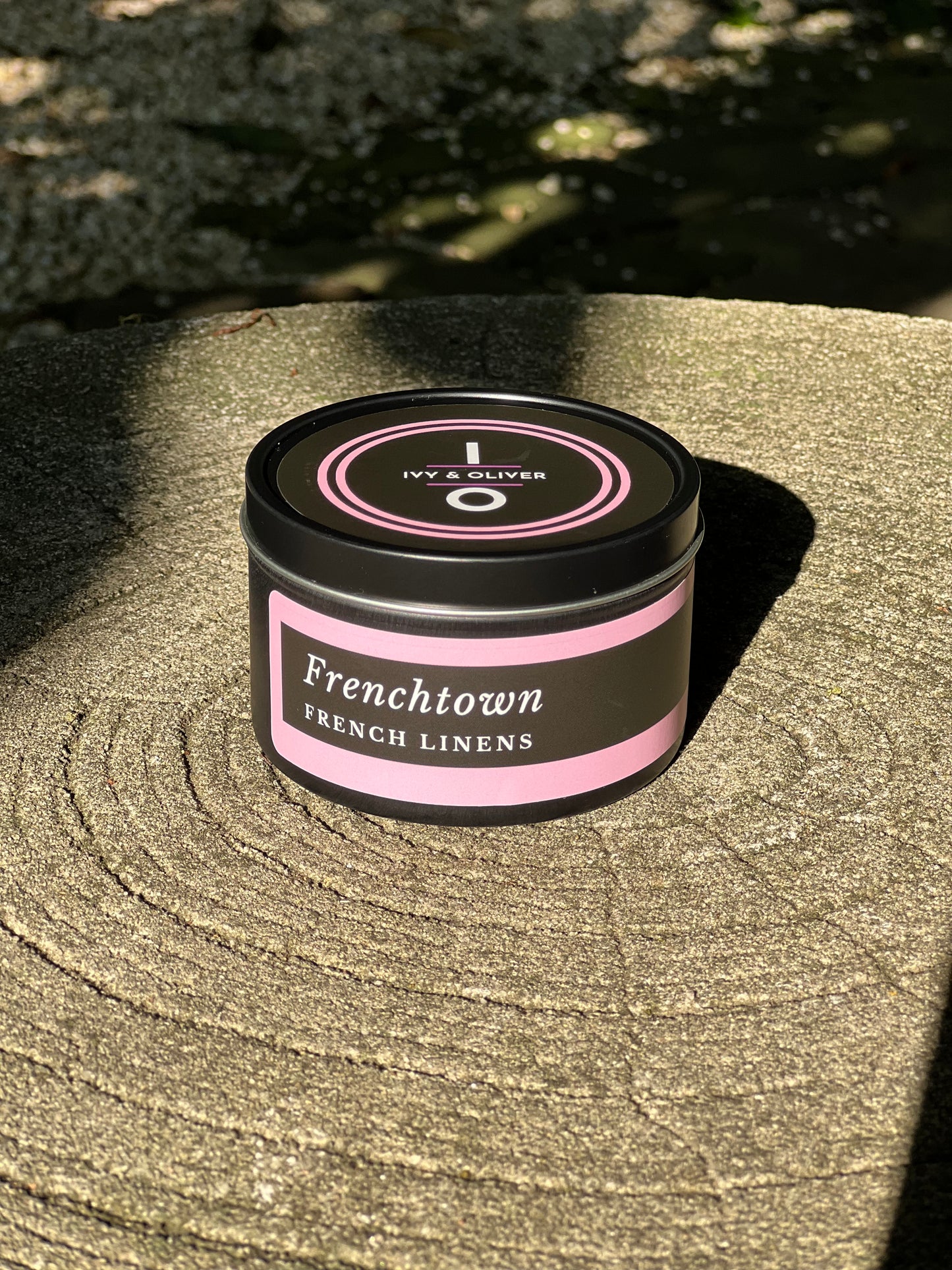 Frenchtown - French Linens - Wooden Wick Candle